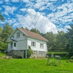 4 Bedroom Amazing Home In Farsund