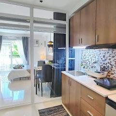 CityCondo, 2nd Fl, 30 sqm, near CPU, balcony and parkview, Netflix, free parking