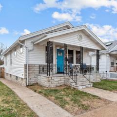 Spacious Reimagined Home in Bevo Mill - JZ Vacation Rentals