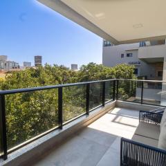 223F - Belíssimo Apartamento em Canto Grande