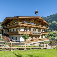 Farmhouse in Schwendau with Ski Storage