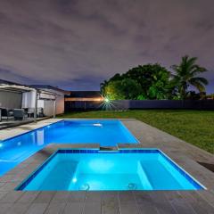Private Spacious House #BBQ - Hallandale Beach, Florida