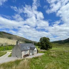 Glacour Studio Cottage