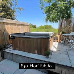 Bay Cottage, Hot Tub