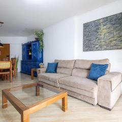 RUT23 - Quadra Mar, 4 Dorm, Sacada, TV's Smart