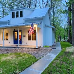 Patriotic Family Creek House, Private River Dock Ark