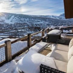 The Perch Park City - Magnificent 6 BR House With Views, Elevator, Game Room, Hot Tub