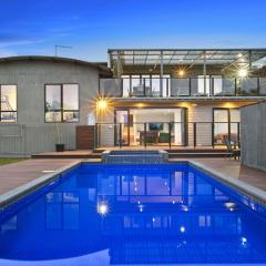 Luxury Mount Martha Hideaway with Pool and Spa