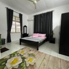 Homestay MamaTwinz, musslimstay, Parit Buntar