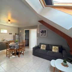L'Arbre de Vy - T2 42m2 indépendant, 5 pers, garage, proche Gare