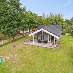 Holiday Home Keijo - 150m from the sea in Djursland and Mols by Interhome