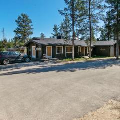 Holiday Home Metsänpirtti 2 by Interhome