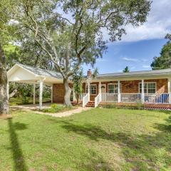 Charming Panacea Home Walk to Ochlockonee Bay!