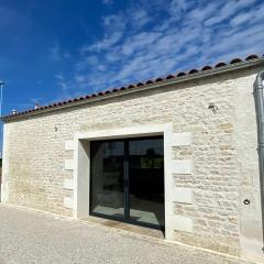 Gîte Les Magnils-Reigniers, 4 pièces, 6 personnes - FR-1-426-534