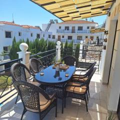 Paramount Gardens Resorts D204