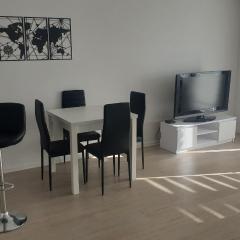 Apartament w Centrum Kielc z prywatnym parkingiem