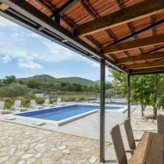 Villa Emanuel in Ljubitovica - Haus für 4-6 Personen