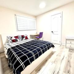 Master Bedroom with Full Washroom, free wi-fi, free Parking near Fairview Park Mall ROOM 3