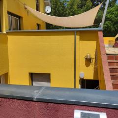 EXPLORE Wien Österreich VIENNA Austria WALTZ and CASTLES Residenz Habsburg great 2-rooms-apartment near SCHÖNBRUNN Breakfast Metro U3 U4 busses 48a 51a city kids pets