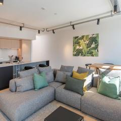 Inner City Apartment 2 - Modern, Rooftop Balcony