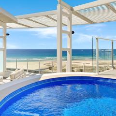 Kirra Penthouse with Private Spa