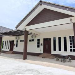 Tokiku Homestay Paka unit A
