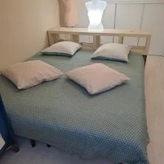 Chambre aux portes du circuit