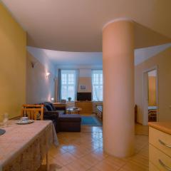 Romeo Family Apartments