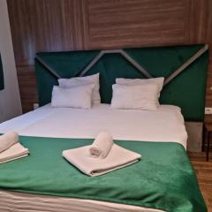 Luxury Rooms C Kragujevac