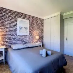 Appartement chic proche de Paris, parking inclus