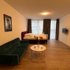 Stylish Apartment in Friesenplatz, Heart of Cologne