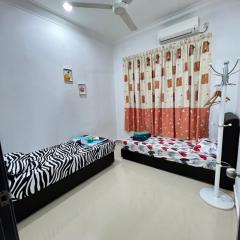 EMPIRE HOMESTAY PAKA ROOM 3