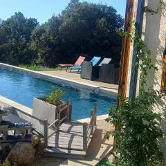 Maison neuve Vue imprenable Piscine et spa