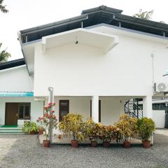 Altrove AC Studio Apartment