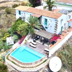 Wonderful Villa with heated infinity pool, Ocean View in Tenerife South
