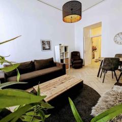 Luxury CityApartment 2