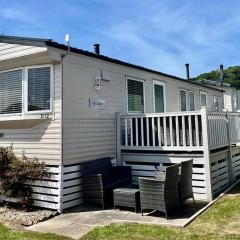 8 berth pet friendly caravan, Penrhyn Bay, Llandudno