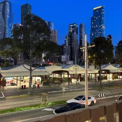 Group Stays Made Easy Opp Victoria Mkt by Custom Bnb