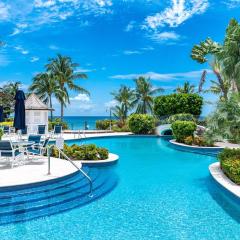 "Beach Happy" Schooner Bay - Beachfront Apartment