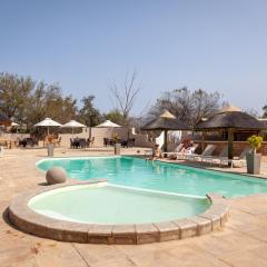 Inverdoorn Game Reserve Lodge