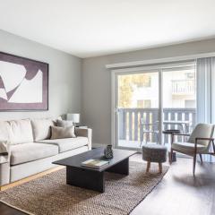 Sunnyvale 1BR w Gym Pool Courts nr Tech HQs SFO-367