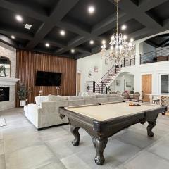 Luxury (Less than mile from AT&T Stadium/GlobeLife) GameRoom/Basketball Hoop