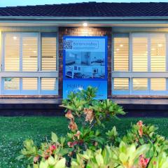Surfside Holiday Home 100m Beach