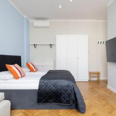 Modern Studio Kazimierz for 4 Guests only 1 km to Wawel Castle by Renters