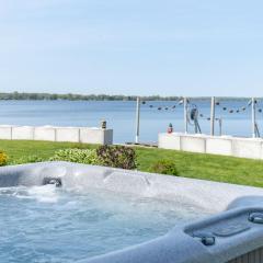 Quinte Haven - Waterfront slice of paradise
