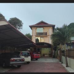 ILHAMVILLA GUEST HOUSE Binjai Kubang Kerian