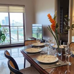 Casa Antonio at Fairway Terraces Family Penthouse 2BR Wi-Fi Nr Golf, Airport, Fort BGC