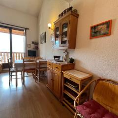 Mini T2 Duplex avec balcon à Barcelonnette, 1 km centre, idéal pour 4 pers., Animaux interdits - FR-1-165A-27