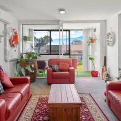 A Larger Slice of Fremantle 3bed apt. Wifi-Netflix