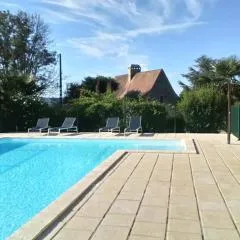 Maison périgourdine avec piscine, cheminée, Wifi, parking, animaux admis - FR-1-616-75